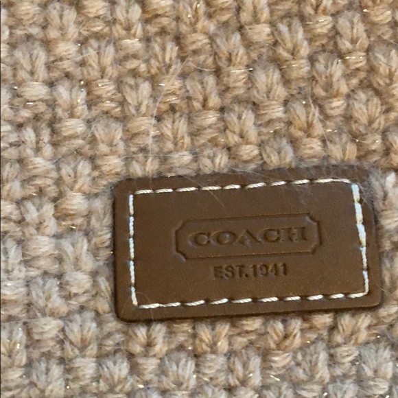 Coach scarf and glove set - Picture 2 of 4